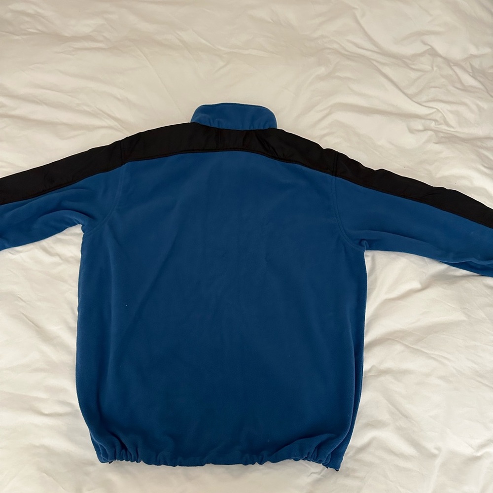 Sweatshirt - Picture 2 of 4